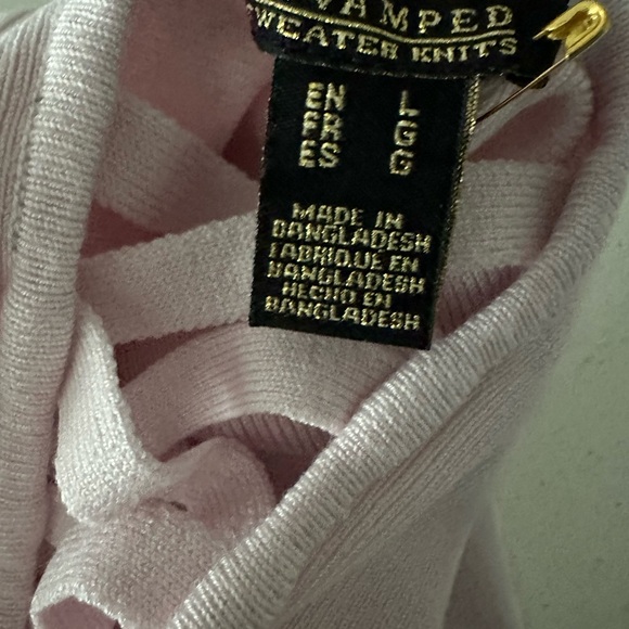 Low cut dress - Picture 5 of 6